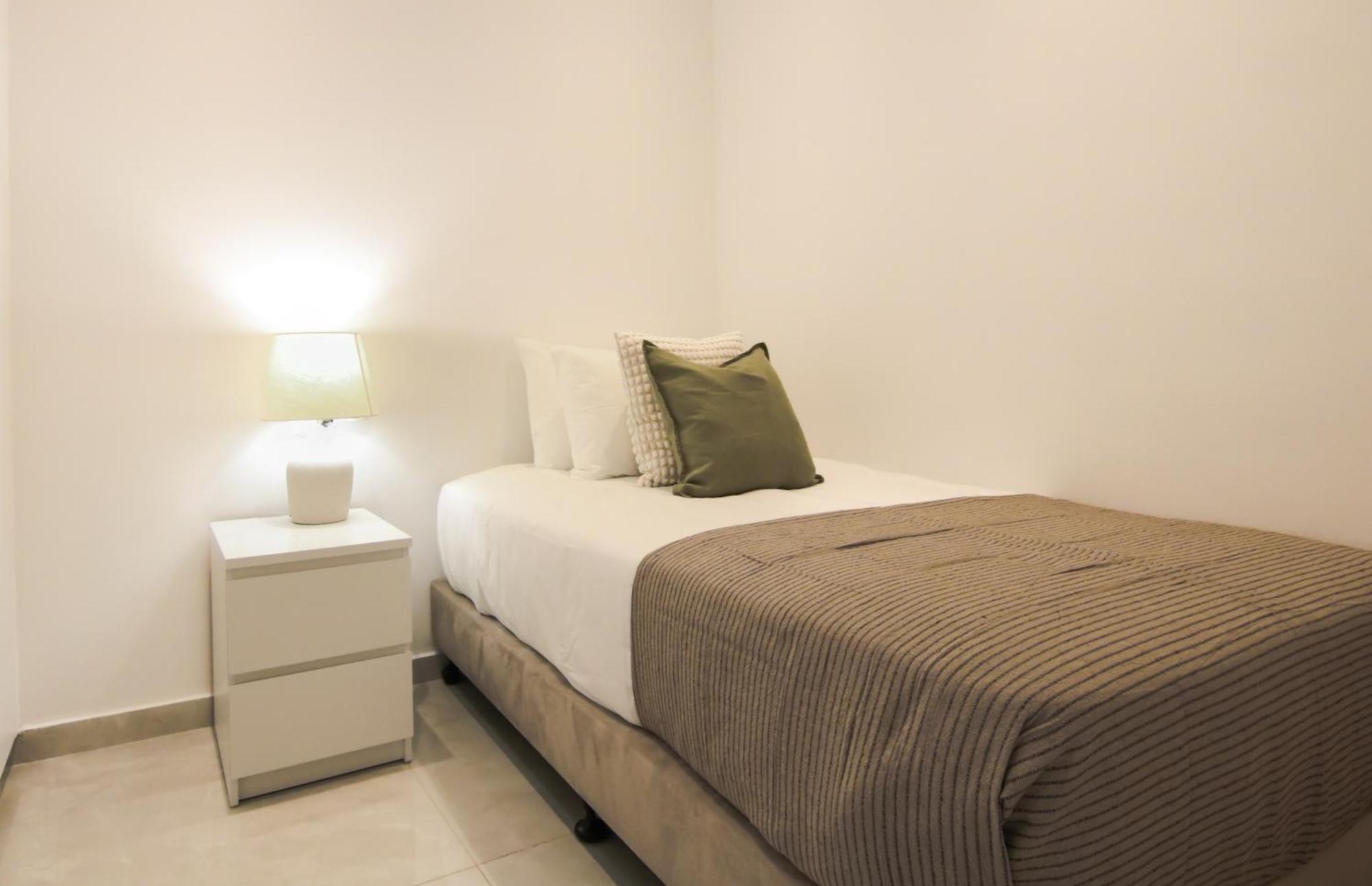 Phaedrus Living Luxury Seaview Coral Bay Villa 佩亚 外观 照片