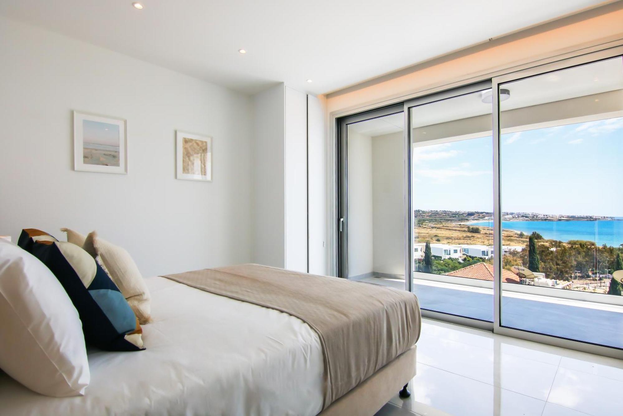 Phaedrus Living Luxury Seaview Coral Bay Villa 佩亚 外观 照片